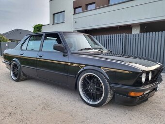 BMW 535i E28 schnitzer - 3