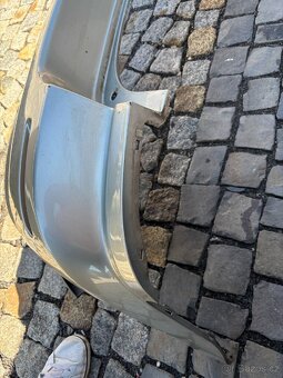 Toyota Corolla Verso - zadní nárazník - 3