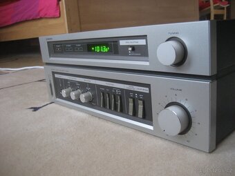 Prodám kombinaci tuneru a zesilovače PIONEER X 2000 - 3