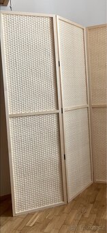 Dřevěný ratanový paravan - 3