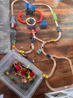 Dřevěné kolejnice s vláčky - 3