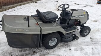 TRAKTUREK HUSQVARNA - 3