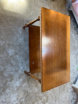 Stolek, stul konferenční - 3