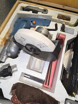 Stará sovětská vrtačka multinástroj - 3