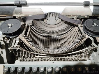 Psací stroj Robotron 20 - 3