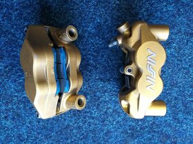 Náhradní díly na Suzuki,, Triumph - 3