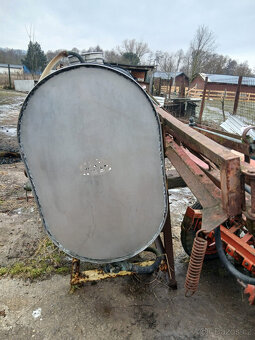 Postřikovač za traktor. - 3