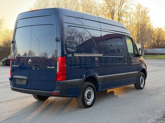 Mercedes Sprinter 907 - 3