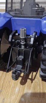 Bruder - Traktor+přídavná kola 4X - 3