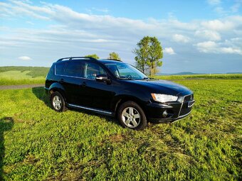 Mitsubishi Outlander InStyle 2.2Di-D MIVEC 180 HP 4×4 2010 - 3