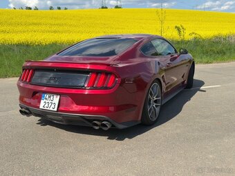 Ford Mustang GT 5.0 V8 - 3