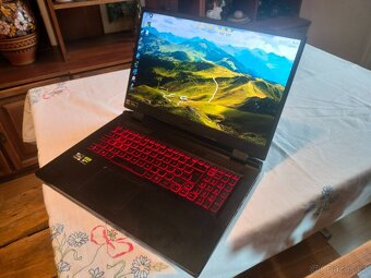 Acer Nitro 5 - 3