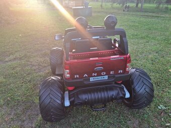 Elektrické monster truck HECHT FORD RANGER - 3