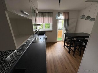 Pronájem 2+1 s balkonem a samostatnou šatnou - 3