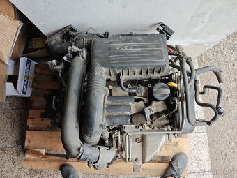 Motor 1.2 TSi CJZC, kompletně nastrojeny + převodovka. - 3