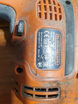Black & Decker CD714CRES Vrtačka s příklepem 710W CD714CRES - 3
