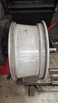 Prodám 18" kola Borbet BS5 KBA48361 8JX18 5X112 ET35 - 3