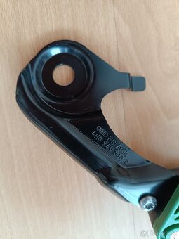 4H0 snímače xenonů a vzduchového podvozku Audi - 3