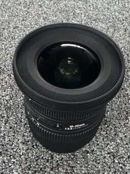 Sigma 10-20 mm f/3,5 EX DC HSM pro Canon - 3