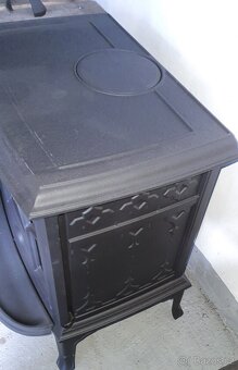 Litinová kamna Jotul F 100 CB černý lak - 3