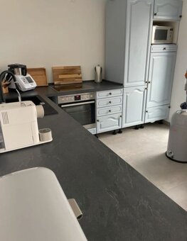 Kuchyňská linka z masivu se zánovními spotřebiči,5612 - 3