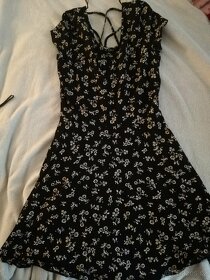 Dívčí šaty z C&A - 3