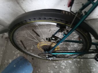 Zachovalé starší horské kolo - 3