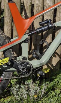 Canyon Spectral CF 8 XL LEVNĚ - 3