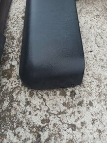 spodní panel dveří bmw e24 - 3