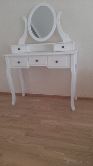 toaletní stolek - 3