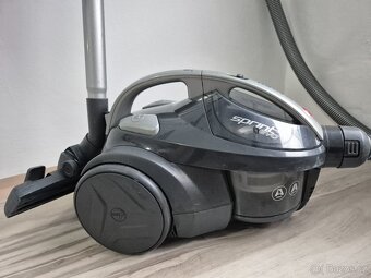 Prodám bezsáčkový vysavač Hoower - 3