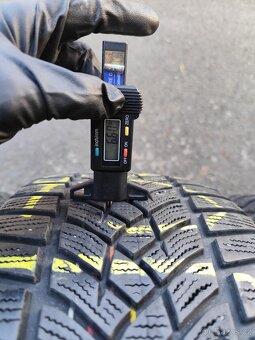 Zimní pneu 225/45/17 - 3