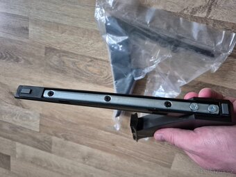 Podstavec K TV Samsung BN96-60669A - 3