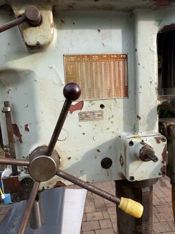 Vrtačka sloupová VS32A - 3