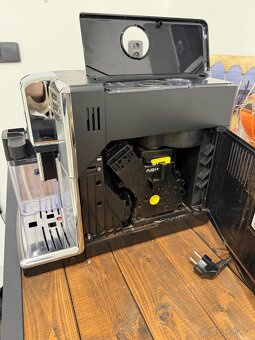 Automatický kávovar Philips EP5363 - 3