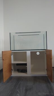 Prodám akvarijní set 100l - 3