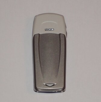 Nokia 6100 s baterií - sbírkový stav - 3