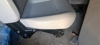 Zadní jednodsedadlo sklopné VW T5 , T6 - 3