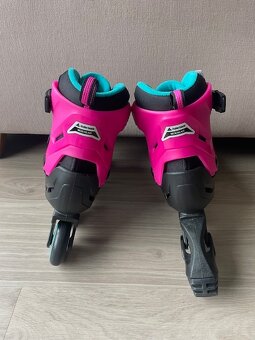 Kolečkové brusle Rollerblade velikost 33 - 36,5 - 3