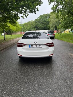 Škoda Superb 2tdi Sedan - 3