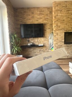 iPhone 16 128GB - 3