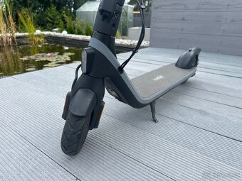 Ninebot KickScooter E2 E by Segway - 3