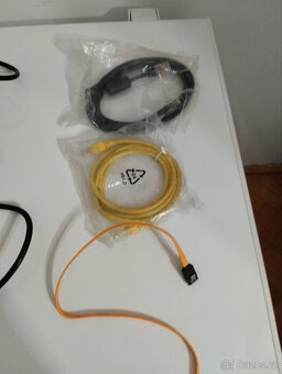 Adaptéry a kabely k pc - 3