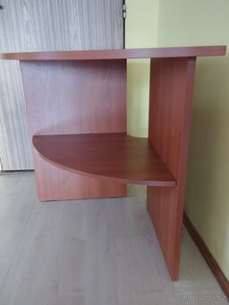 Rohový stolek z dýhy - 3