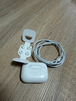 Airpods Pro 2 generace lighting - 3