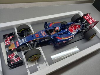 F1 TORO ROSSO STR10 AUSTRÁLIE 2015 MAX VERSTAPPEN 1:18 - 3