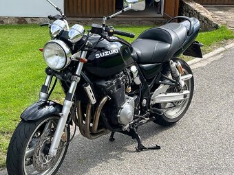Suzuki GSX 1200 - 3