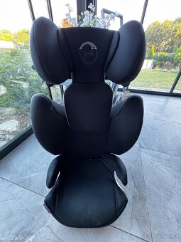 Cybex solution M - 3