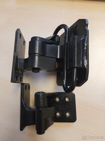 MAN TGA , TGS, TGL - panty dveří řidiče - 3