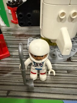 LEGO® DUPLO® 10944 Mise raketoplánu - 3